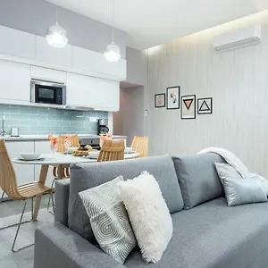 Modern 2 Bedroom With Free Airport Transfer Appartamento Budapest